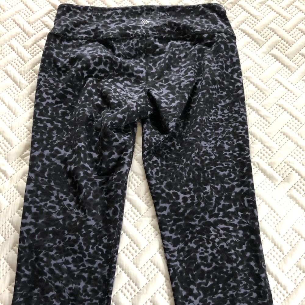 Capri Athleta tights/workout pants size S